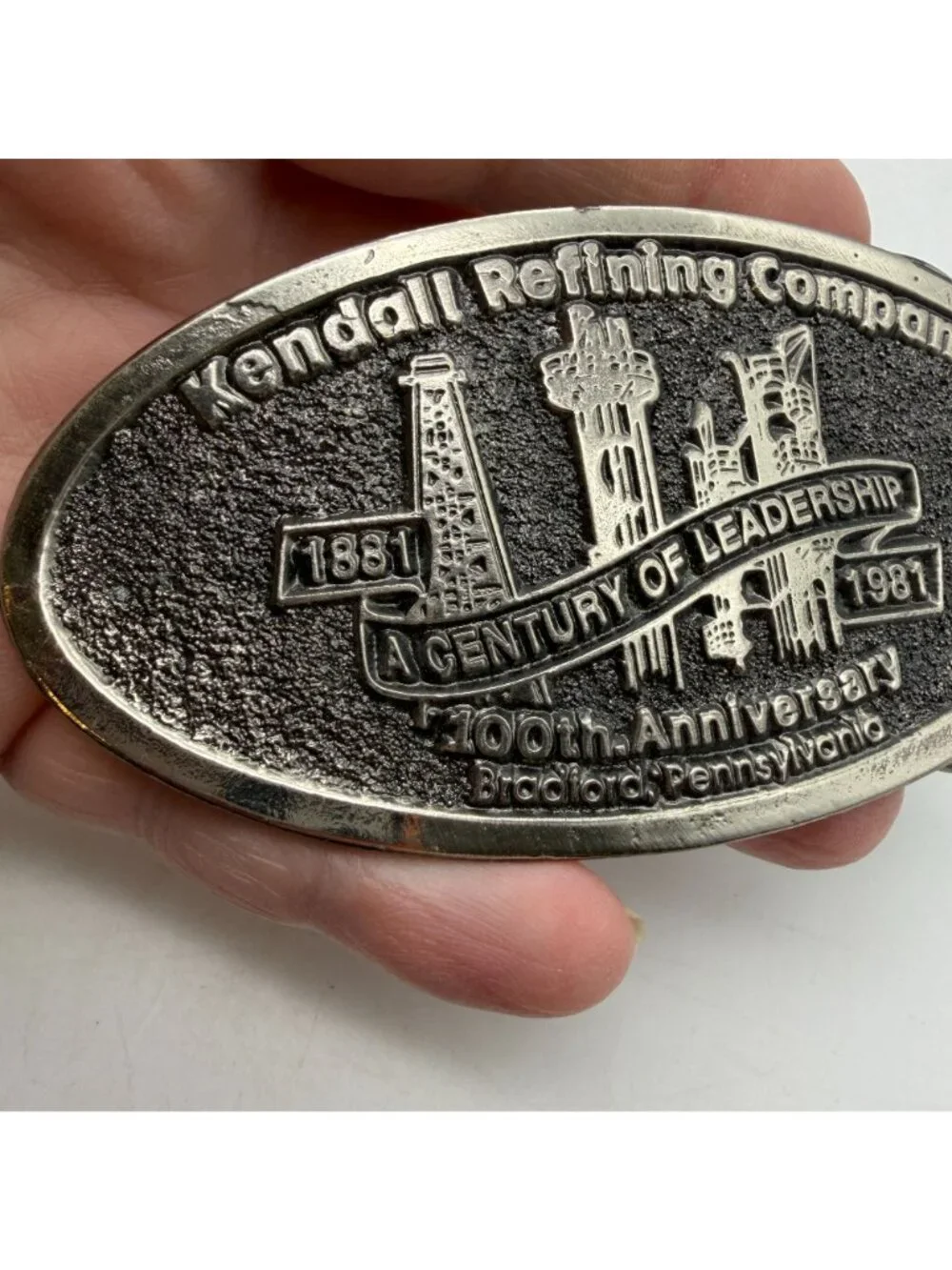 VTG Kendall Refining Oil company belt buckle 1981 limited edition